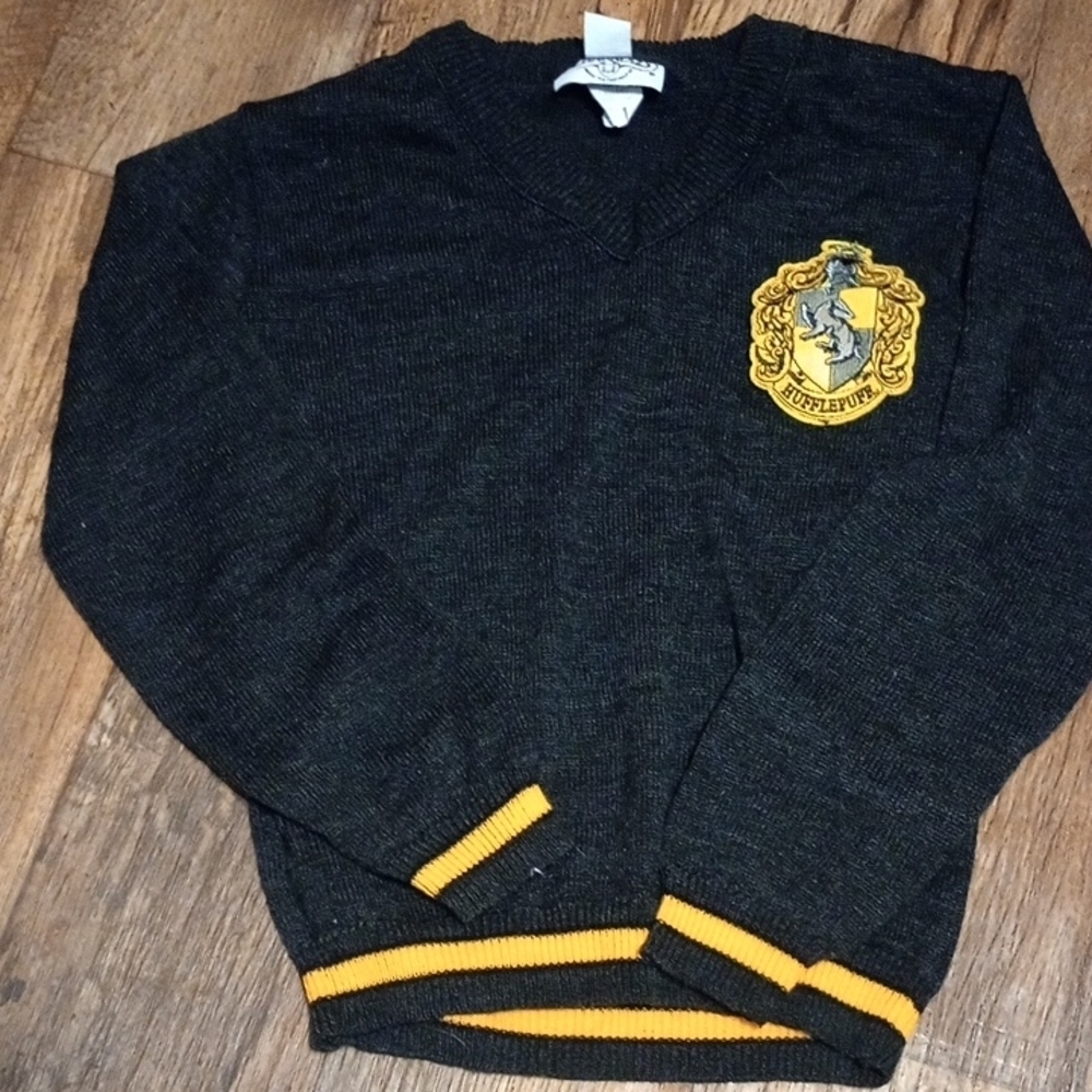 Kids Black and Gold Crest Hufflepuff Sweater Y2K Size Childs Large